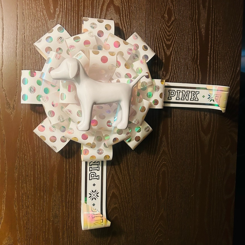 Dog and Bow Display / Prop